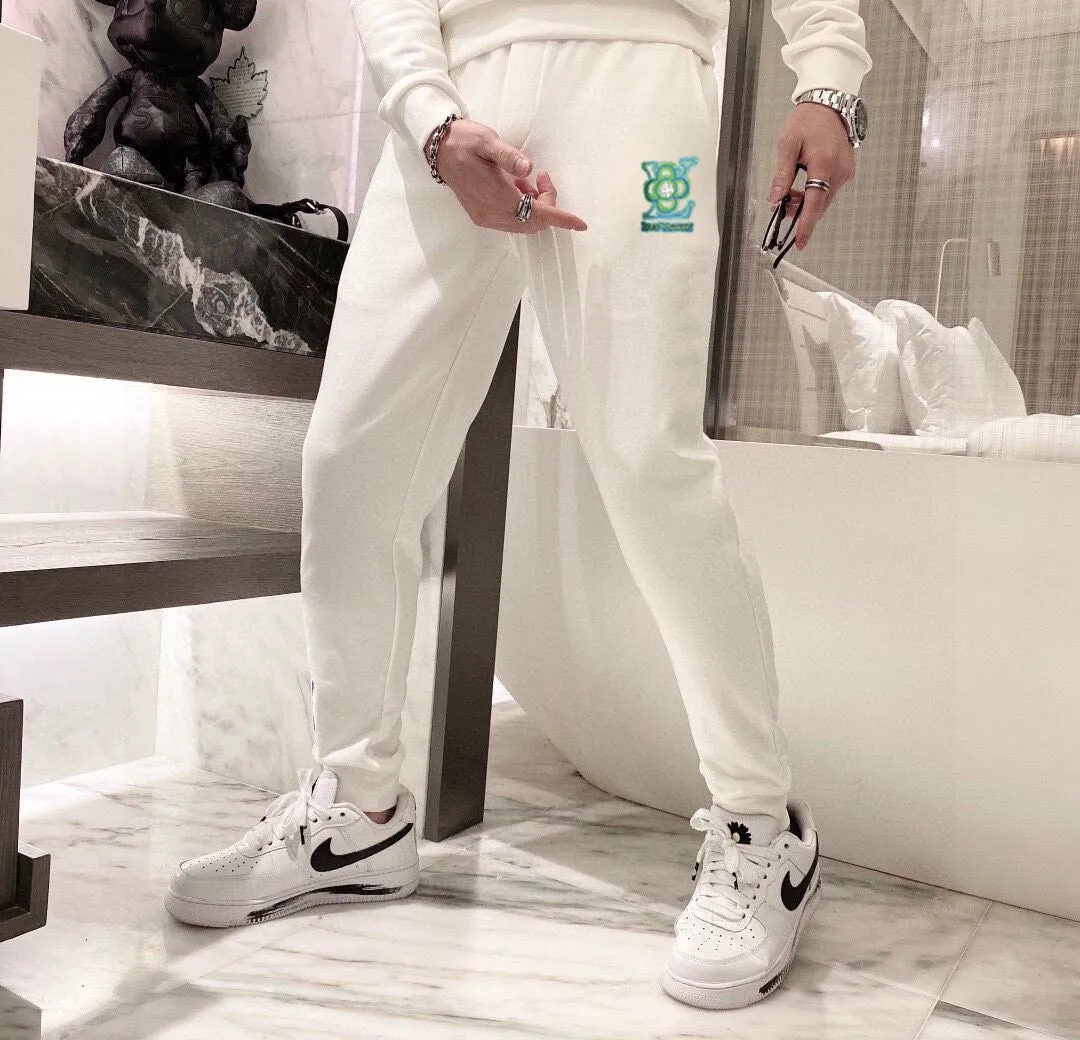 🅿️380 direct batch [LV Louis Vuitton] (Fat Man Gospel) hot-selling suit is coming. Focus on the original version of the official website. 2025 new hot-selling sweatshirt suit. The original order is the best. 🇭🇰The meticulous work of top designers. Just for a fitting and perfect upper body effect. 100% natural high-quality Roman cotton, close-fitting comfort, noble and elegant! Original hardware embodies elegance and nobility! Counter size: M-5XL (maximum wear up to 220 pounds)